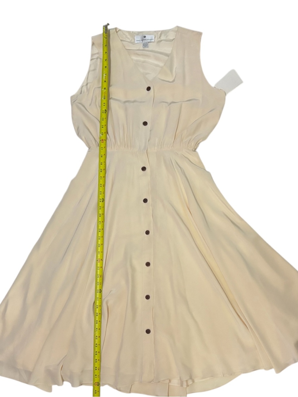 NWT SAKS FIFTH AVENUE Women’s Silk Cream Button-Front V-Neck Midi Dress - Picture 13 of 15